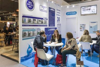 Vista parcial de un stand durante la última edición de Expofranquicia