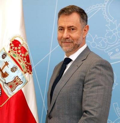 Luis Martínez Abad, consejero de Cultura, Turismo y Deporte del Gobierno regional