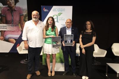 Foto de familia, con los premiados