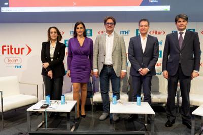 Foto de familia de la Presentación del Libro del Foro de las Ciudades de Madrid 2022