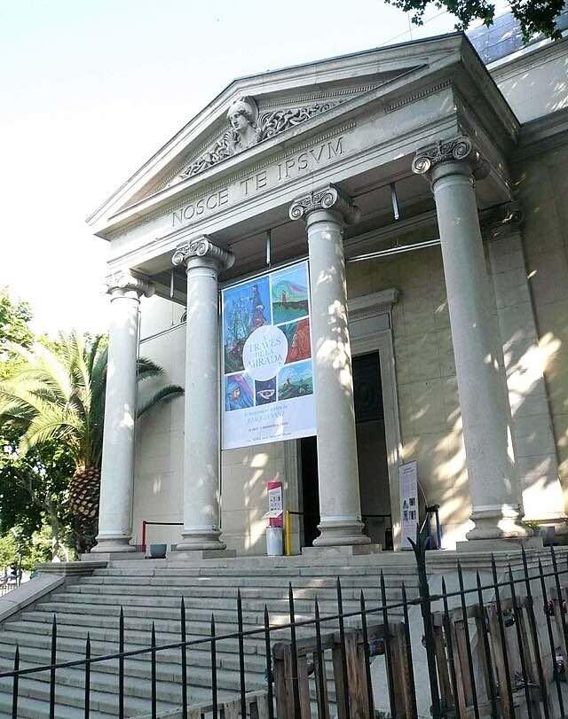 Fachada del Museo Nacional de Antropología en Madrid