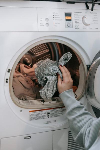 Cómo quitar las manchas de humedad en la ropa