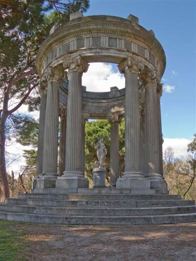 Conocer el parque de El Capricho en Madrid