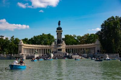 imagen parque del retiro de madrid