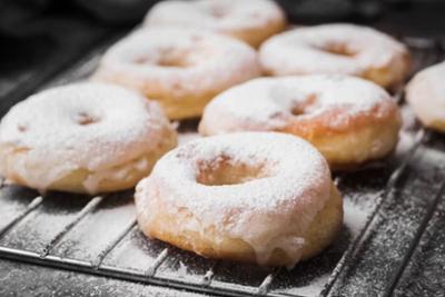 Rosquillas de San Isidro con azúcar