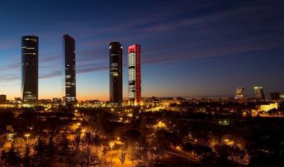 Skyline de Madrid al atardecer