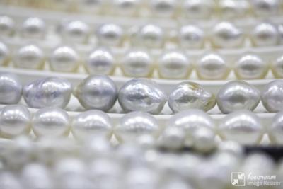 Image of a pearl necklace at Madridjoya