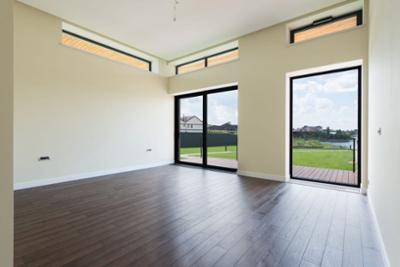 A room with swing doors.