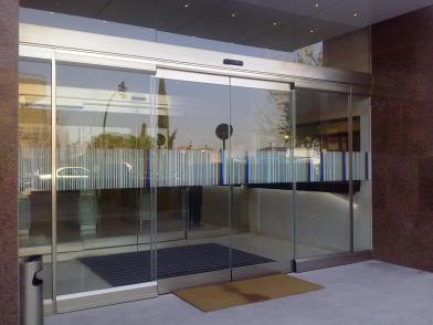 Automatic entrance door to an office building.